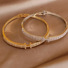 Load image into Gallery viewer, H Zircon Bracelet