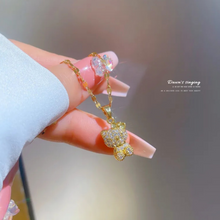 Load image into Gallery viewer, Hello Kitty LUXE Necklaceš
