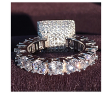 Load image into Gallery viewer, LUXE Beautiful Oversized Cubic Zirconia AAA Ring