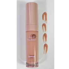 Load image into Gallery viewer, Baddie Boo Luscious Lip Gloss
